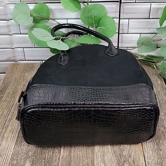 Unbranded top handle bag in faux crocodile leather - Picture 6 of 9